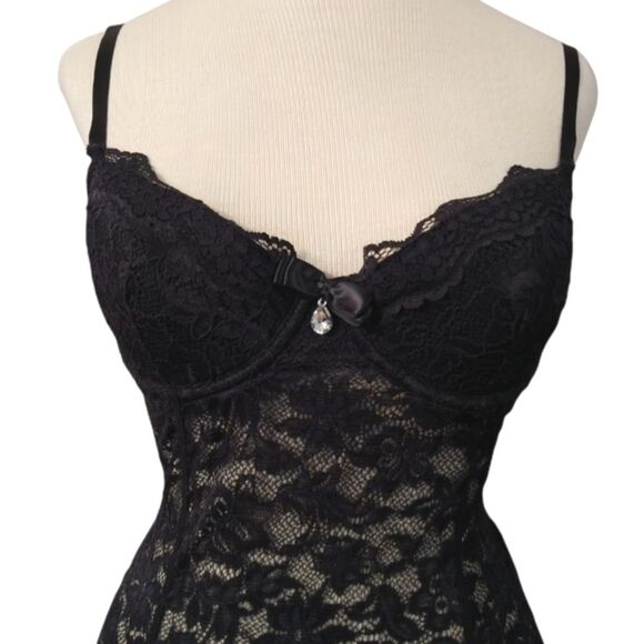 Victoria Secret Black Lace Lingerie - Picture 3 of 5
